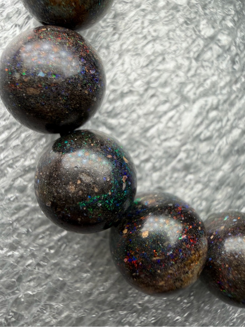 Gorgeous 11MM Rainbow Andamooka Matrix Opal Natural Crystal Bracelet